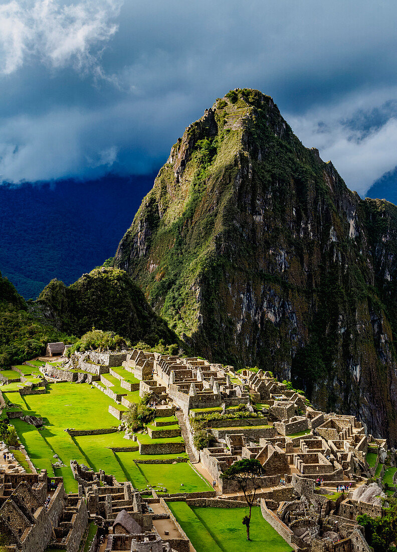 Machu Picchu Ruins, UNESCO World Heritage Site, Cusco Region, Peru, South America