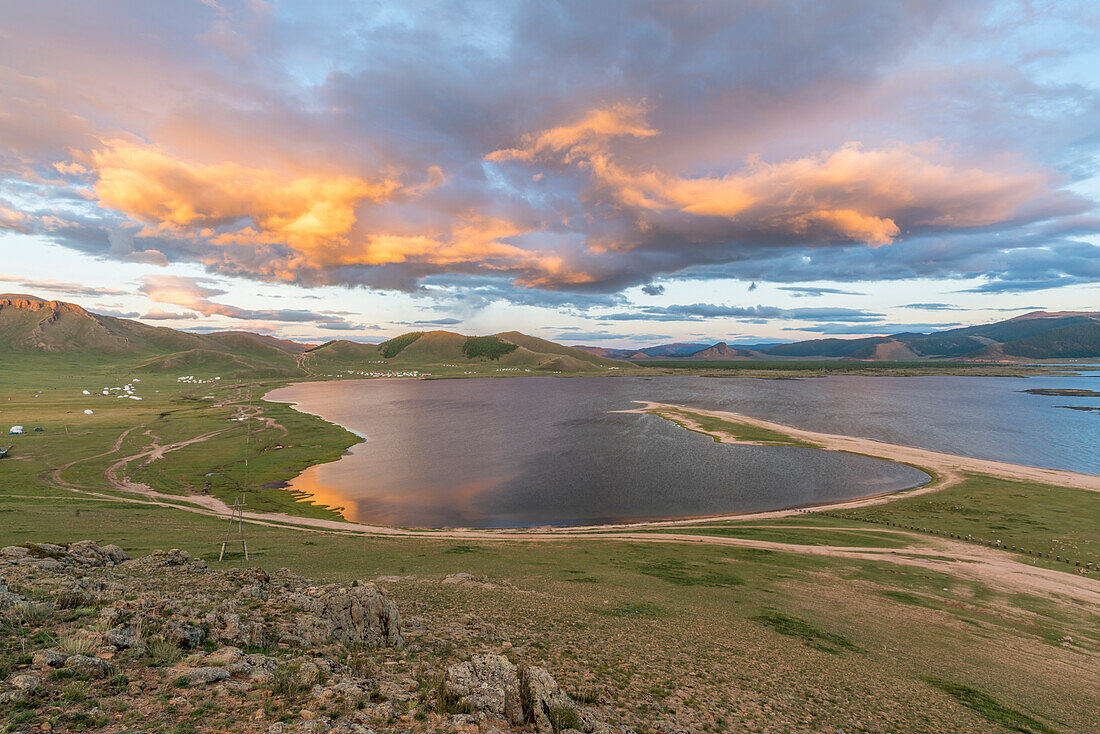 Sunset over White Lake, Tariat district, North Hangay province, Mongolia, Central Asia, Asia