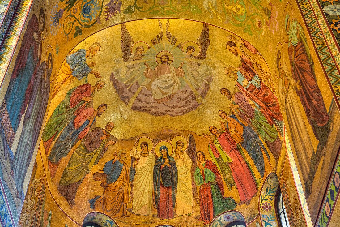Ceiling frescos, Church on Spilled Blood (Resurrection Church of Our Saviour), UNESCO World Heritage Site, St. Petersburg, Russia, Europe