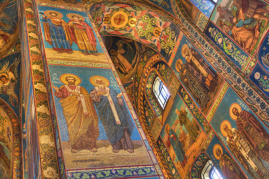 Ceiling and wall frescos, Church on Spilled Blood (Resurrection Church of Our Saviour), UNESCO World Heritage Site, St. Petersburg, Russia, Europe