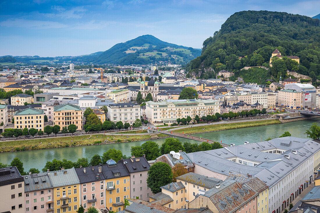View of Salzach River with The Old City to the right and the New City to the left, Salzburg, Austria, Europe