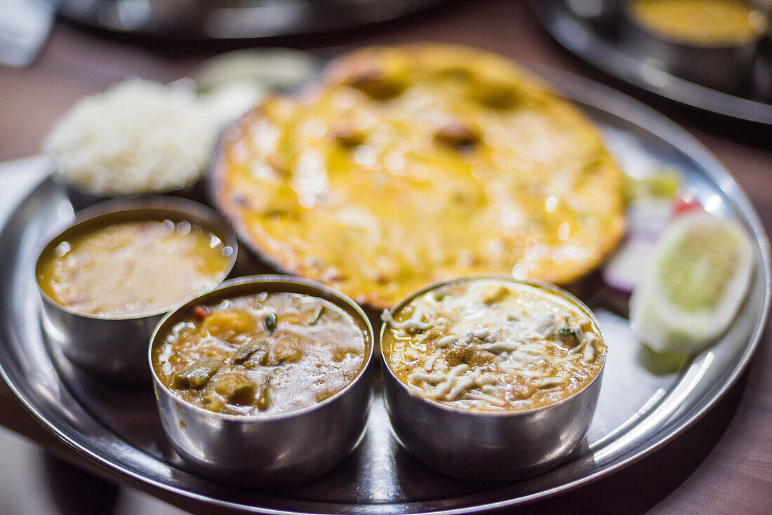 Thali, a traditional food of India, Varanasi, Uttar Pradesh, India, Asia