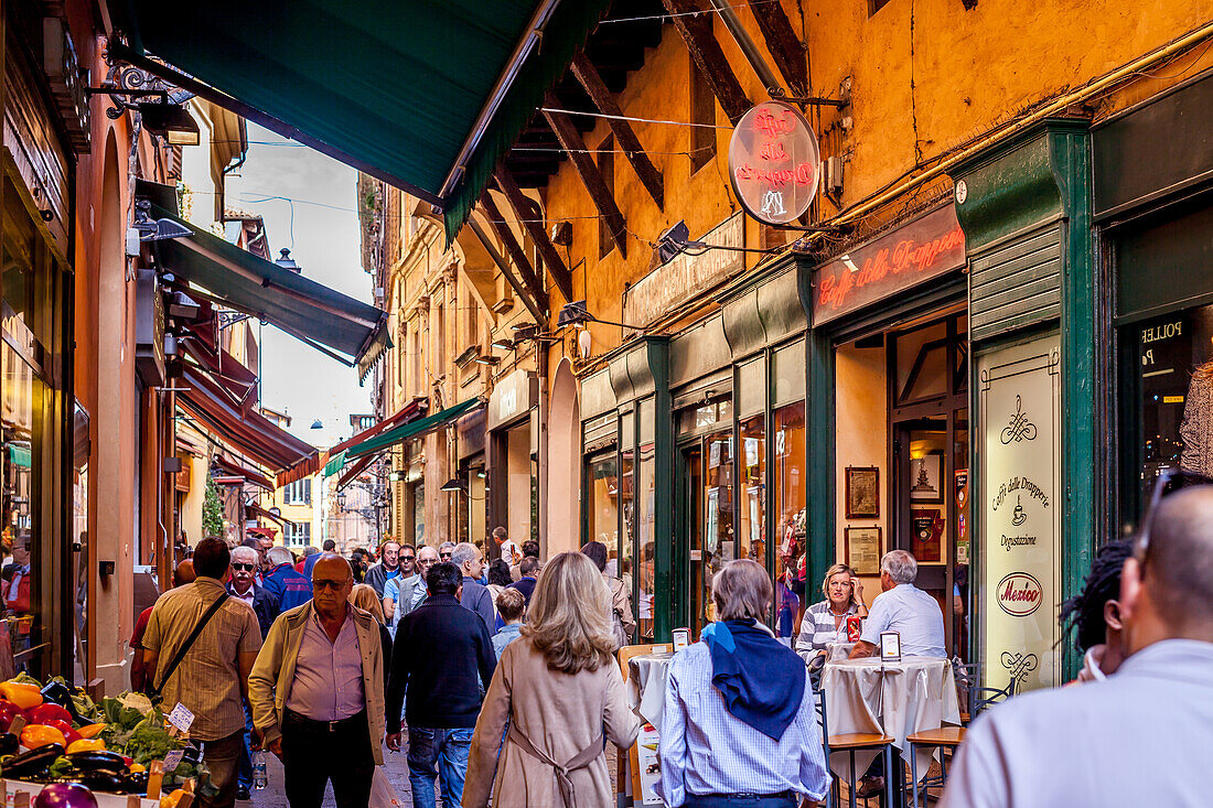 Busy street of Bologna, Emilia-Romagna, Italy, Europe