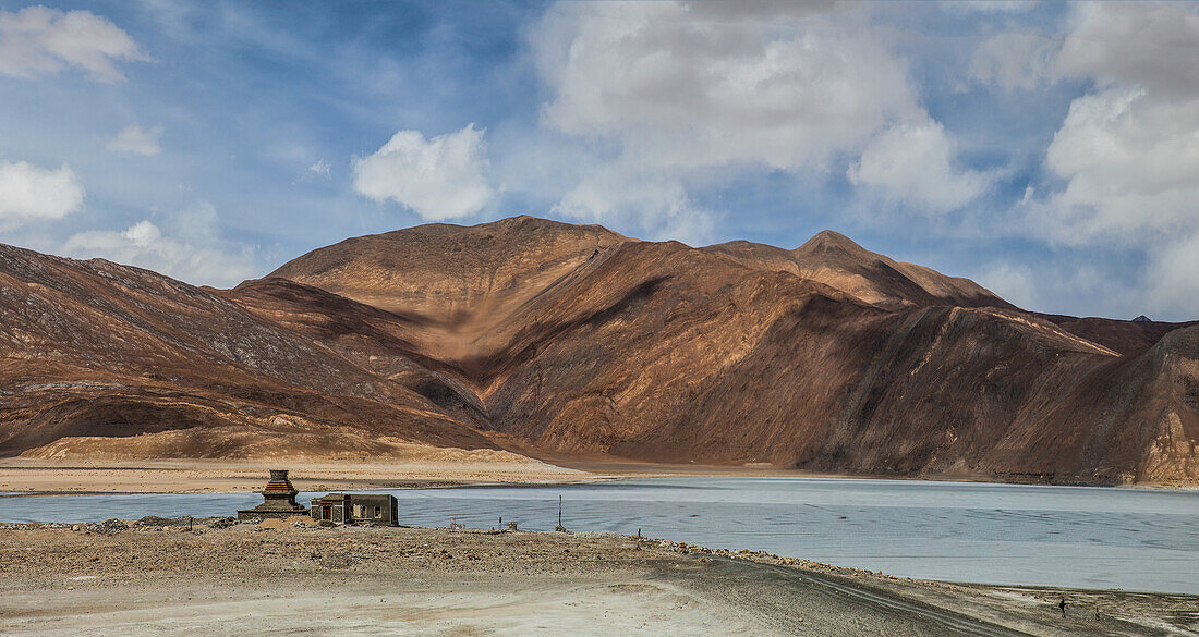 Pangong Tso saltlake in Ladakh, India, Asia