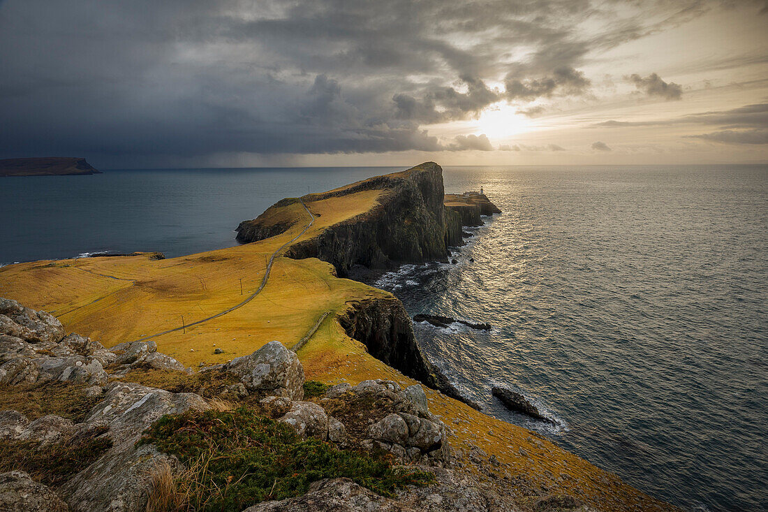 Neist Point Lighthouse, Glendale, Isle of Skye, Highland Region, Inner Hebrides, Scotland, United Kingdom, Europe