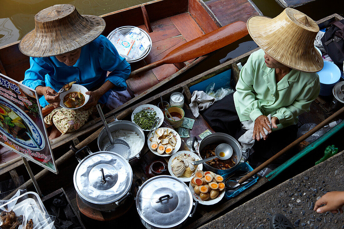 Dumnoen Saduak Floating Market, Bangkok, Thailand, Southeast Asia, Asia