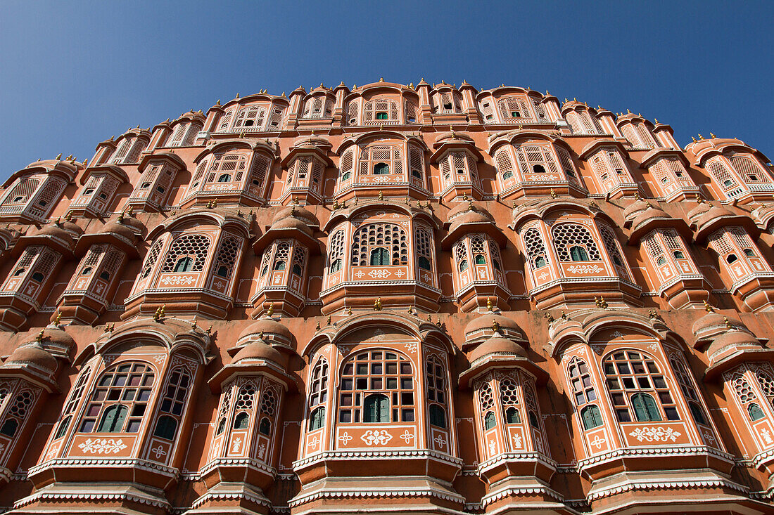 The Hawa Mahal (Palace of the Winds) in central Jaipur, Rajasthan, India, Asia