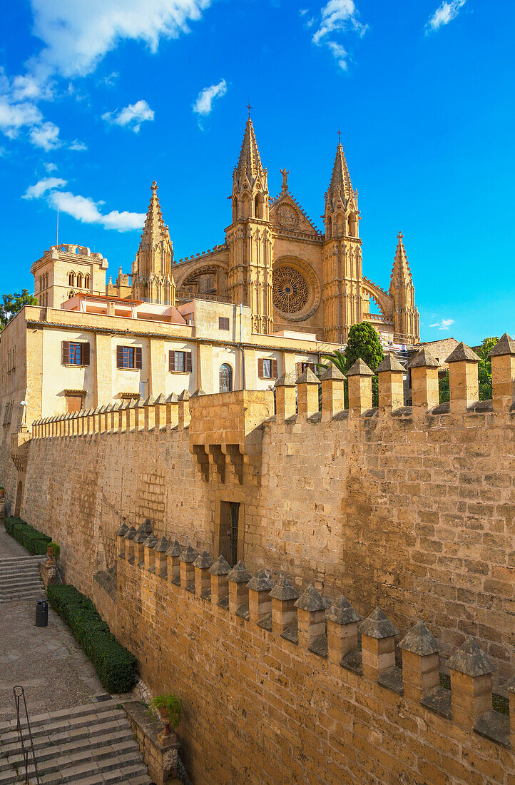 La Seu Cathedral, Palma de Mallorca, Mallorca (Majorca), Balearic Islands, Spain, Europe