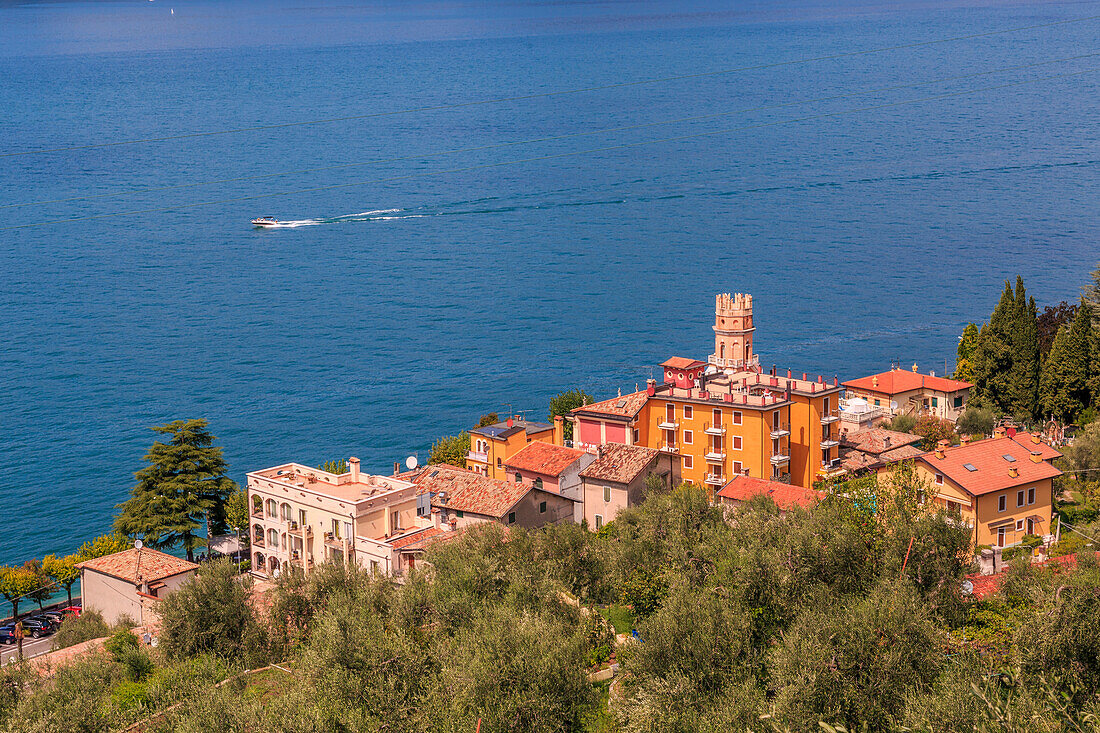 View of Lake Garda from near Albisano on Lake Garda, Veneto, Italian Lakes, Italy, Europe