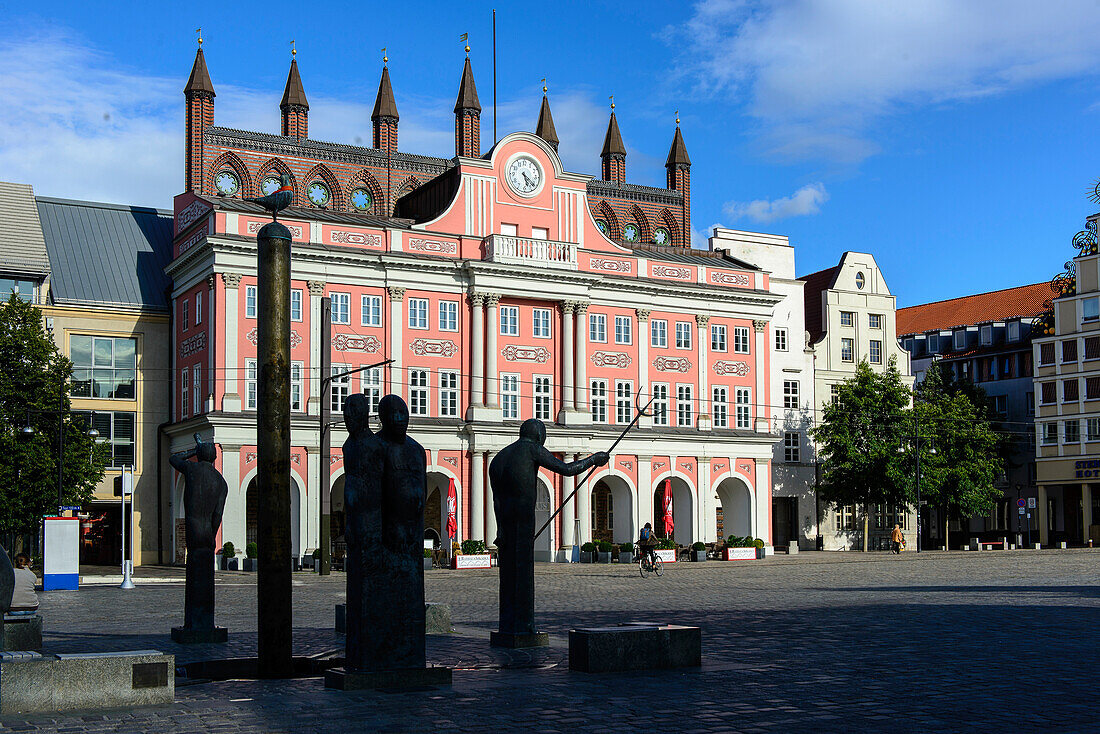 Am Platz Neür Markt mit Rathaus, Rostock, Ostseeküste, Mecklenburg-Vorpommern Deutschland