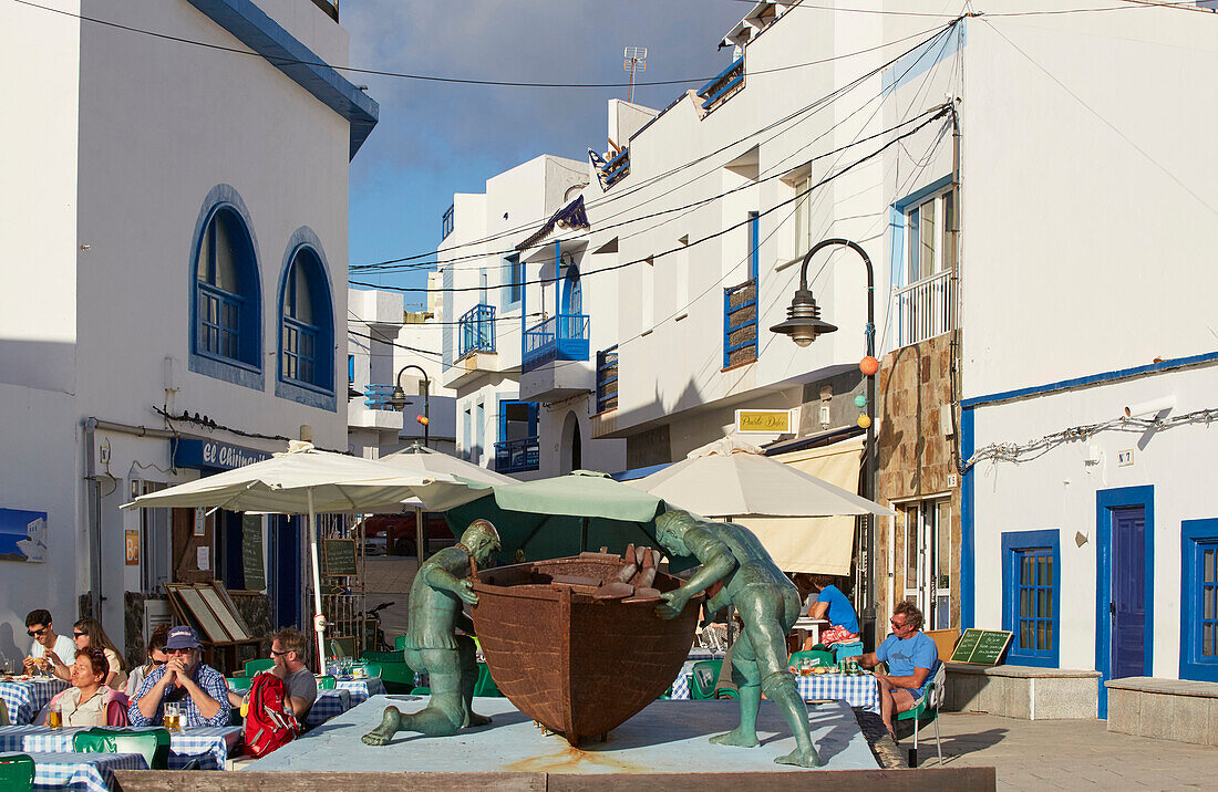 Im Hafen von El Cotillo, Fuerteventura, Kanaren, Kanarische Inseln, Islas Canarias, Atlantik, Spanien, Europa