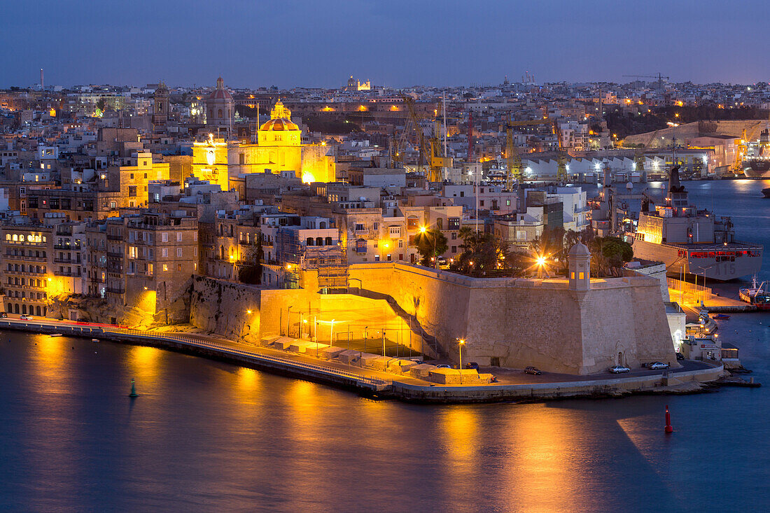 Night view of Senglea, one of the Three Cities, and the Grand Harbour in Valletta, European Capital of Culture 2018, Valletta, Malta, Mediterranean, Europe