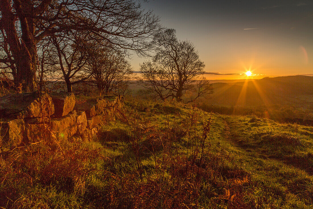 View of sunset from Baslow Edge, Baslow, Peak District National Park, Derbyshire, England, United Kingdom, Europe