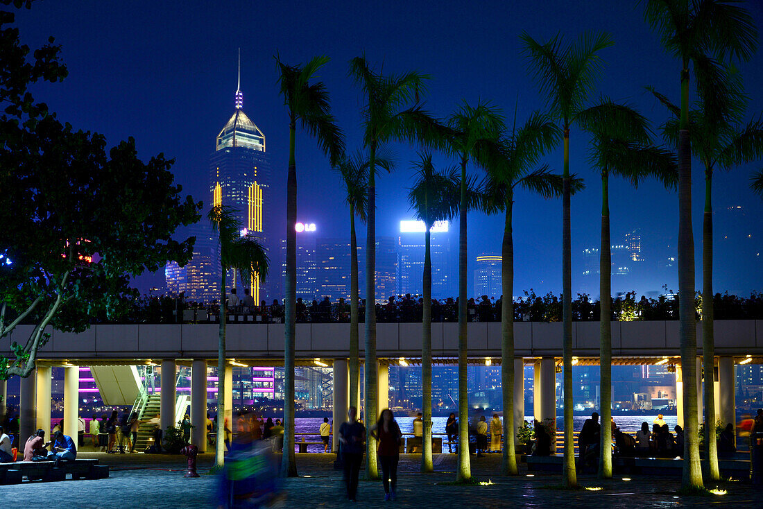 Nightview to Victoria Island from the Promenade of Kowloon, Hongkong, China