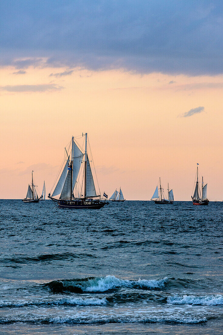 Sailing ships in Warnemünde to the Hanse Sail, Warnemünde, Rostock, Ostseeküste, Mecklenburg-Western Pomerania, Germany