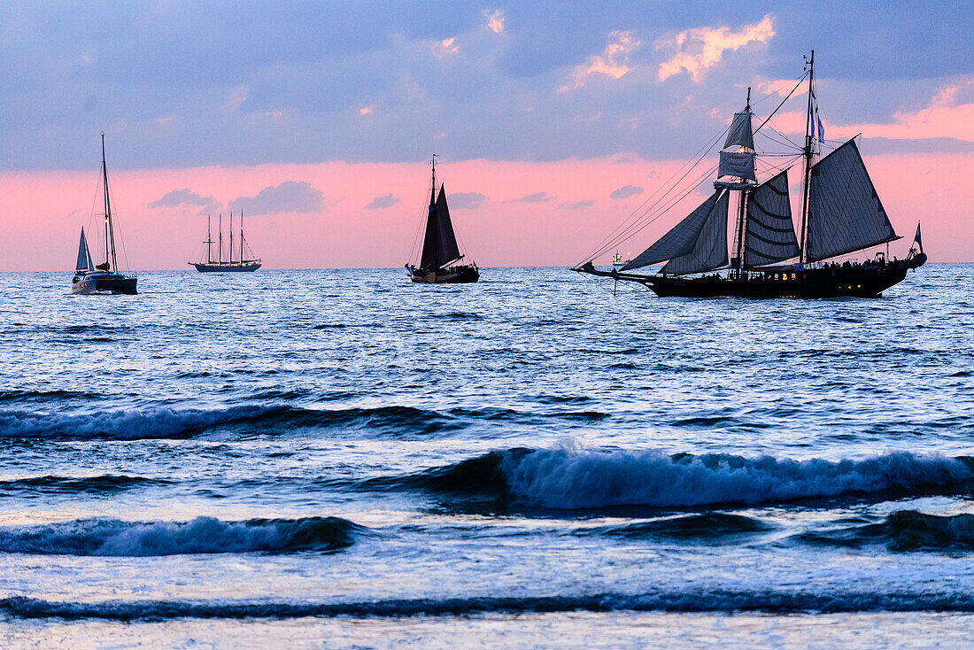 Sailing ships in Warnemünde to the Hanse Sail, Warnemünde, Rostock, Ostseeküste, Mecklenburg-Western Pomerania, Germany