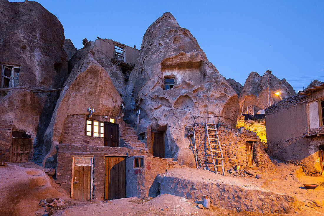 Mountain village Kandovan with cave houses, Eastazerbaijan, Iran, Asia