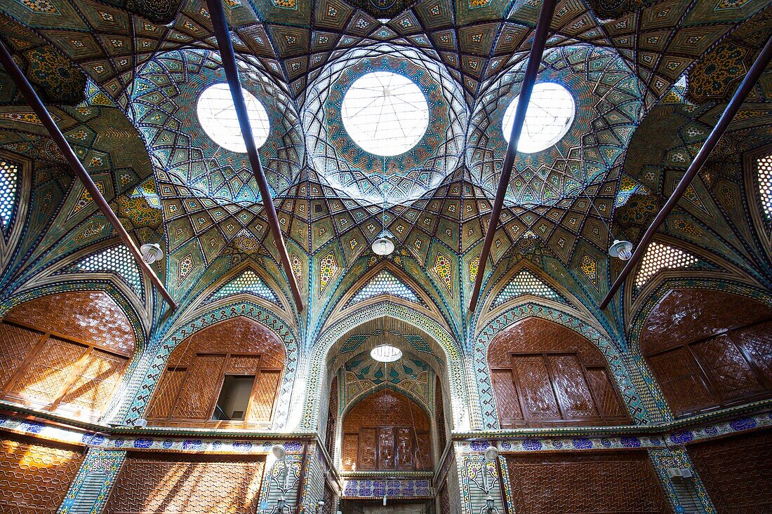 Kuppelbau im Basar von Isfahan, Iran, Asien