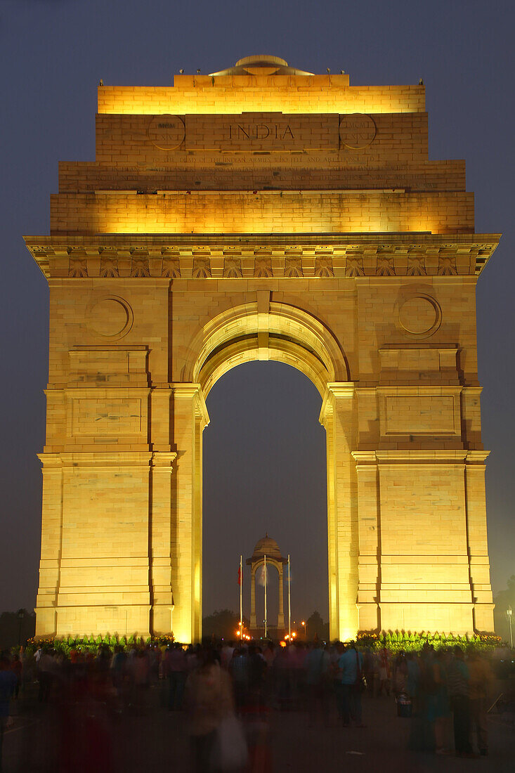 India Gate at night, New Delhi, India, Asia