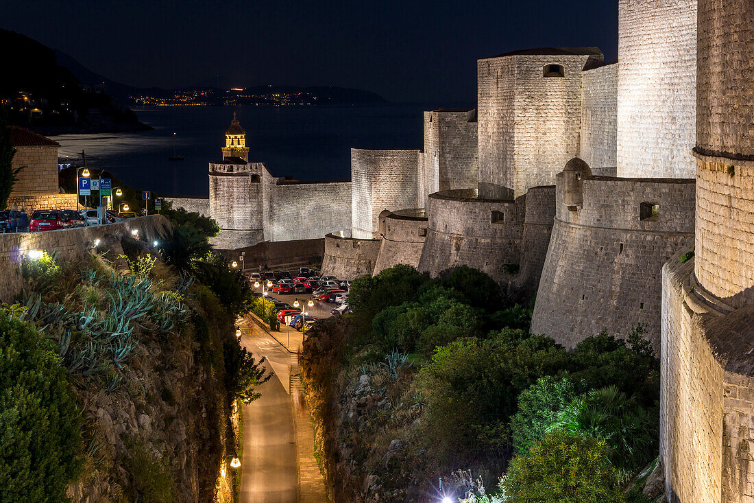The illuminated city walls of Dubrovnik at night, UNESCO World Heritage Site, Dubrovnik, Croatia, Europe