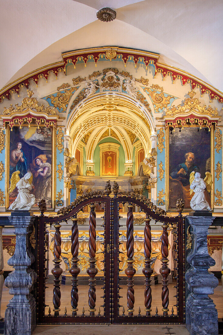 The chapel of bones in Sao Francisco (St. Francis Church) in Evora, Portugal, Europe