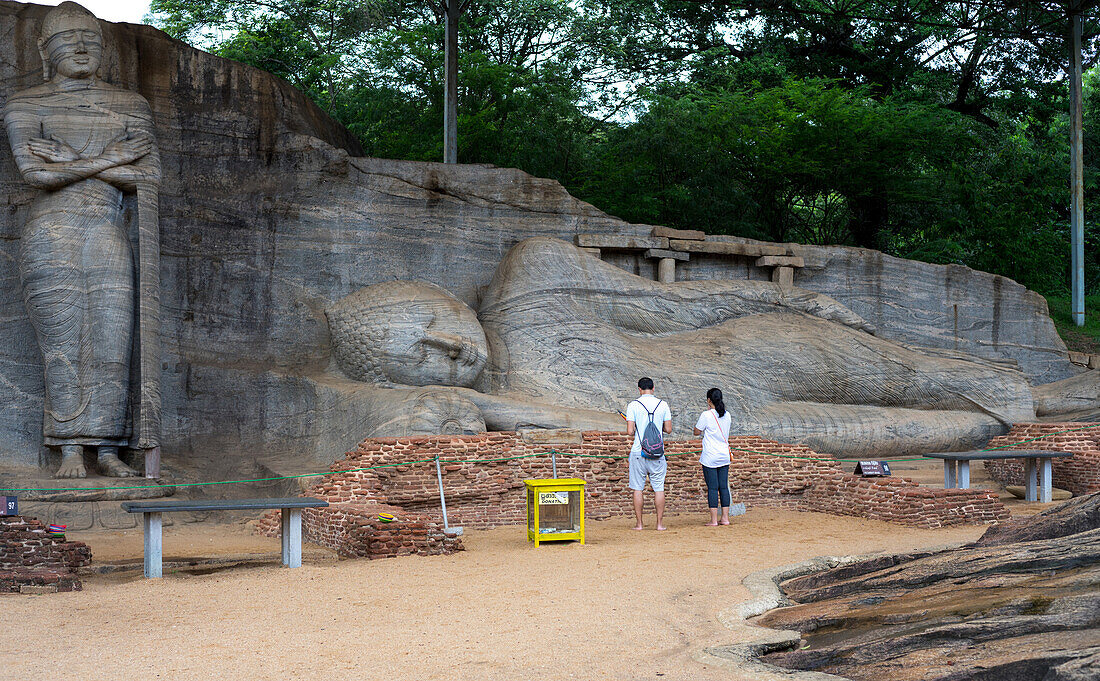 Buddha statues, Gal Vihara at Polonnaruwa, UNESCO World Heritage Site, Sri Lanka, Asia