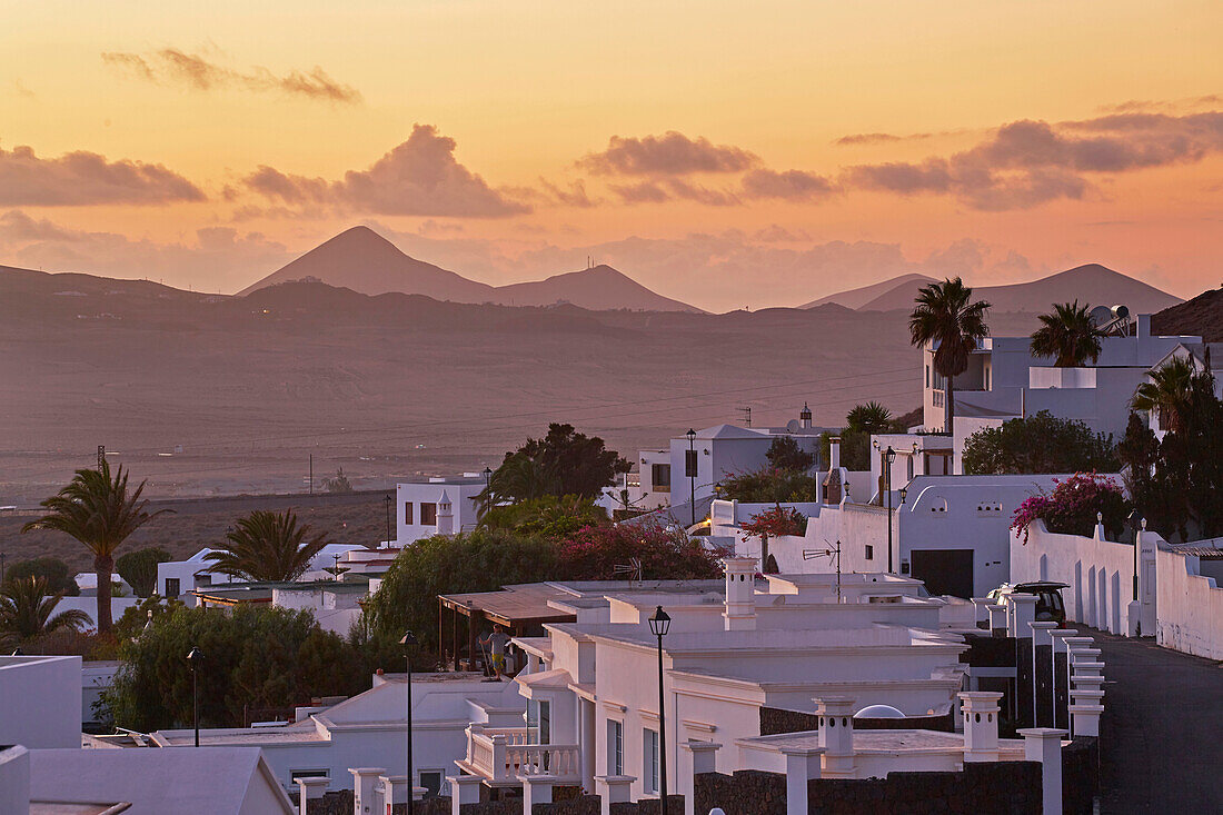 View from the museum Lagomar at Nazaret (Teguise) and the direction of Tao and the surrounding volcanoes, Nazaret (Teguise), Atlantic Ocean, Lanzarote, Canary Islands, Islas Canarias, Spain, Europe