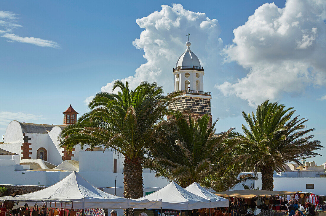 Sundays' market at Teguise, Atlantic Ocean, Lanzarote, Canary Islands, Islas Canarias, Spain, Europe