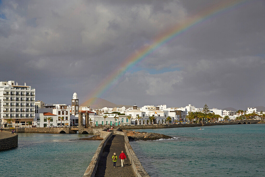 Regenbogen über Arrecife, Atlantik, Lanzarote, Kanaren, Kanarische Inseln, Islas Canarias, Spanien, Europa