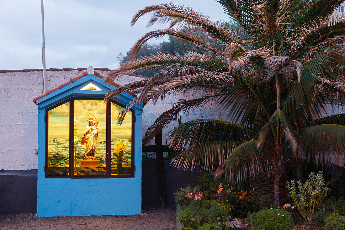 madonna figure, Puerto Espindola, fishing port, San Andres, San Andres y Sauces, Atlantic, UNESCO Biosphere Reserve, La Palma, Canary Islands, Spain, Europe