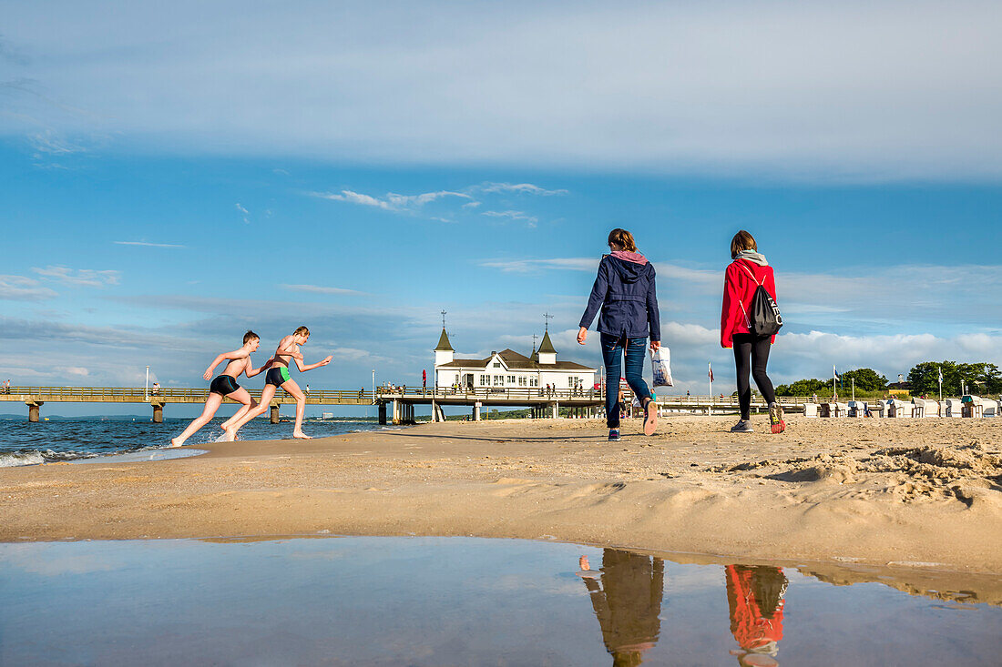 Seebrücke, Ahlbeck, Usedom, Mecklenburg-Vorpommern, Deutschland