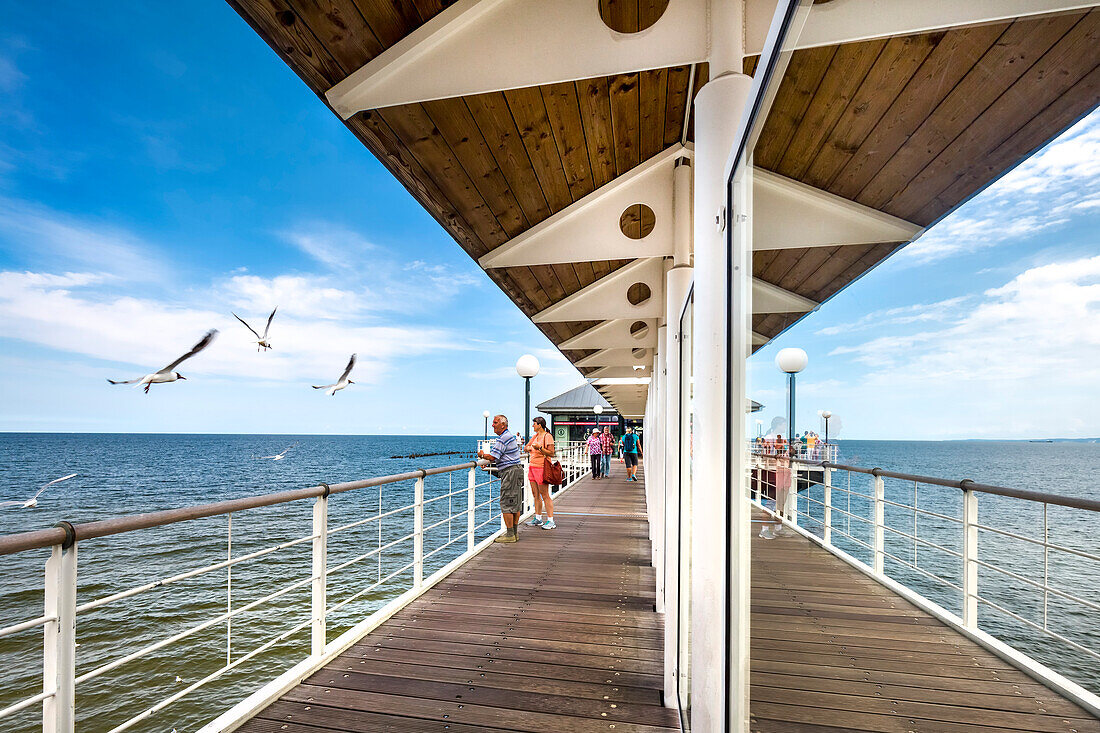 Pier, Heringsdorf, Usedom island, Mecklenburg-Western Pomerania, Germany