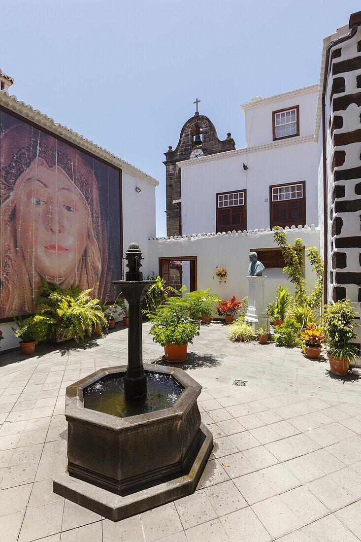 Patio, Museo de Arte Sacro, Casa de la Iglesia, Calle Fernandez Tano, Altstadt, Los Llanos de Aridane, UNESCO Biosphärenreservat,  La Palma, Kanarische Inseln, Spanien, Europa