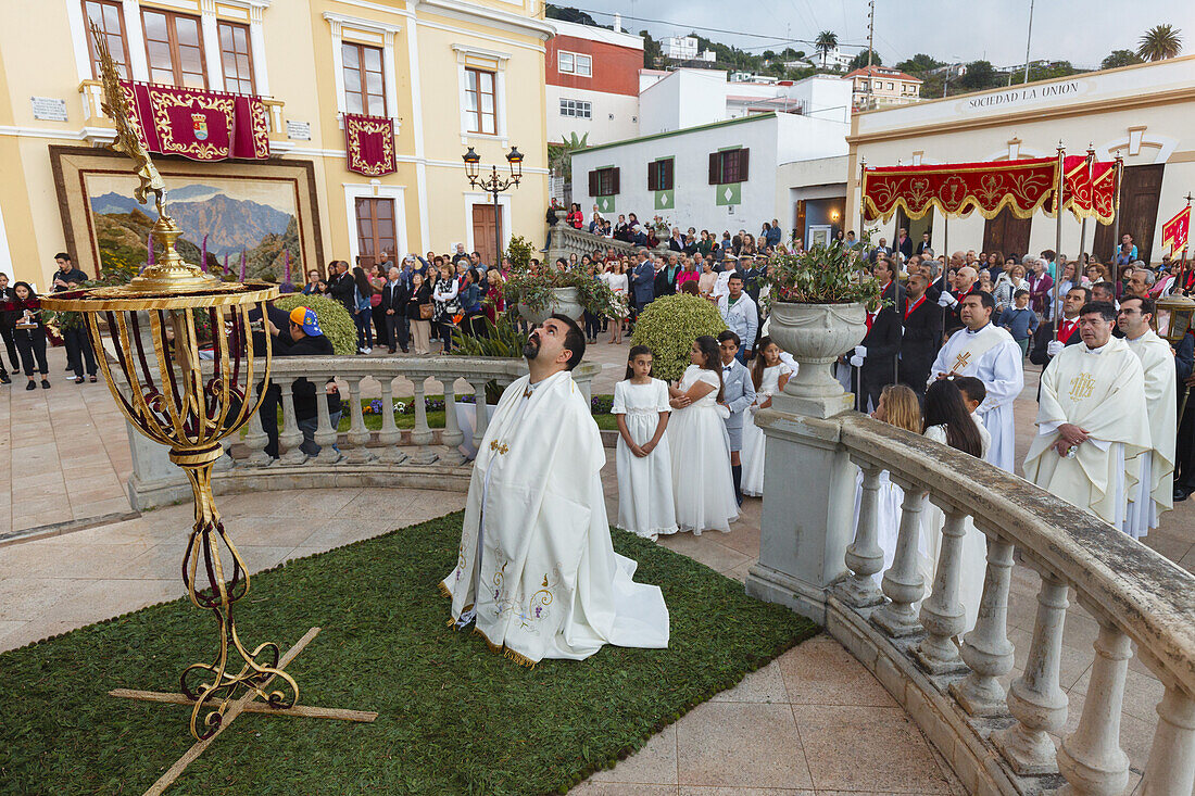 procession, Corpus Christi, Feast of Corpus Christi, Villa de Mazo, UNESCO Biosphere Reserve, La Palma, Canary Islands, Spain, Europe