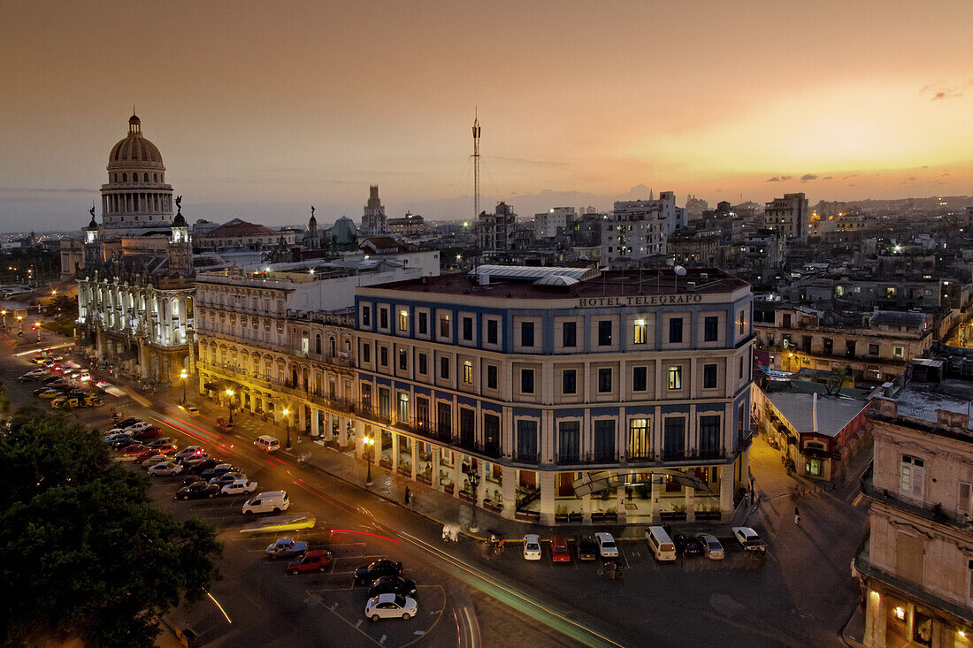 Panoramablick auf Havanna Zentrum mit Kapitol, Kuba