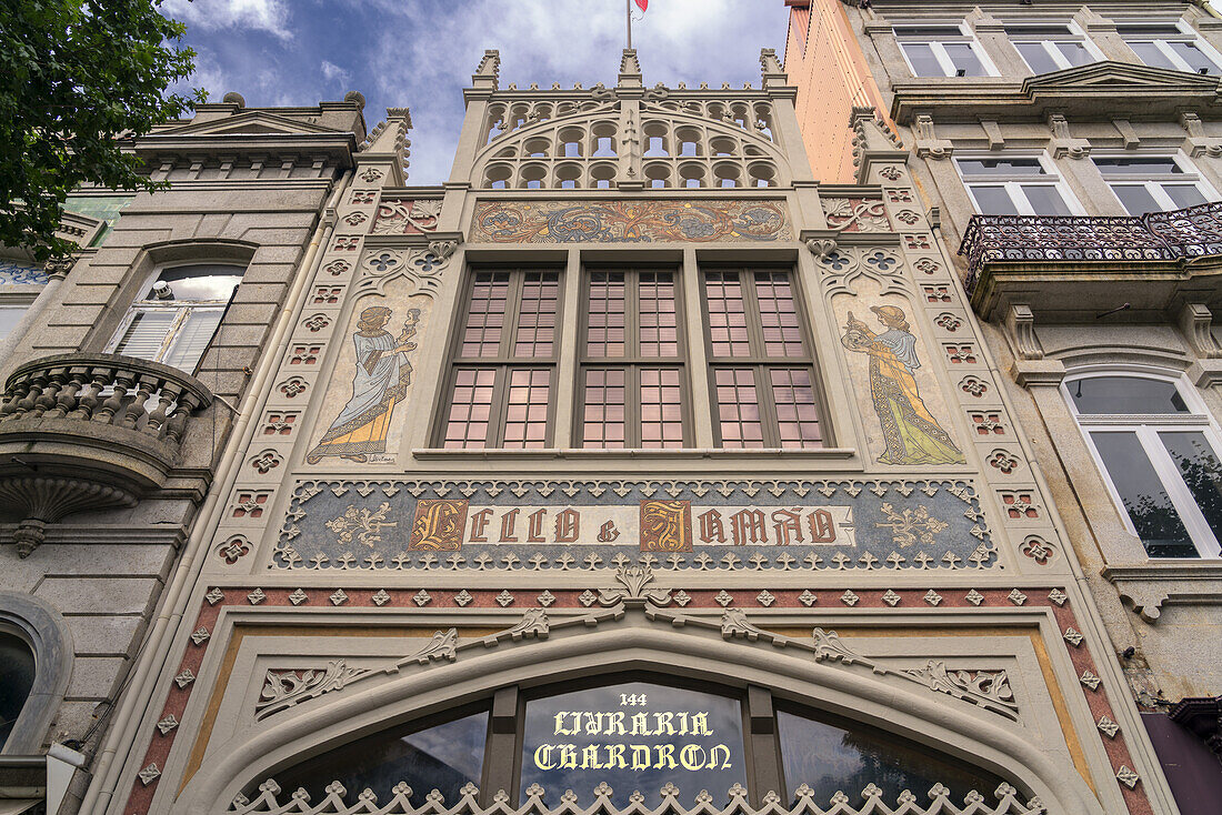 Lello Buchladen, Fassade, Jugendstil, Porto, Portugal