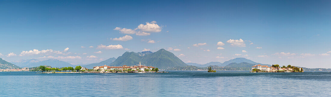 View of the Borromean Islands, Isola dei Pescatori and Isola Bella, from the shore of Baveno in a spring day, Verbano Cusio Ossola, Lago Maggiore, Piedmont, Italy.