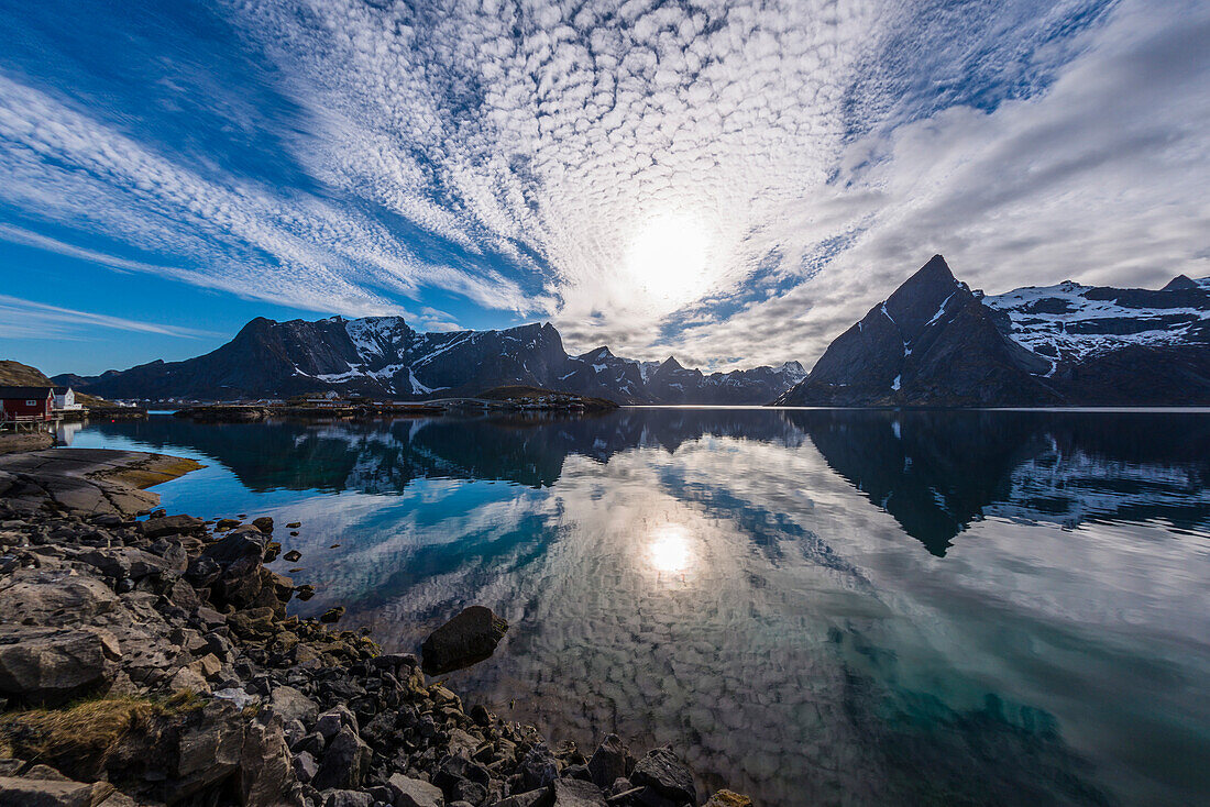 Reine Fjord, Lofoten, Norwegen