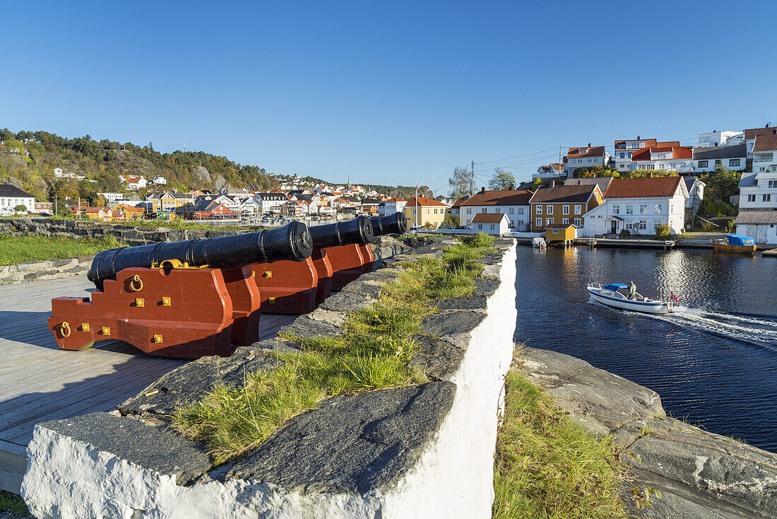 Cannons in Gundersholmen Fort in Kragerø, Telemark, Østlandet, Southern Norway, Norway, Scandinavia, Northern Europe, Europe