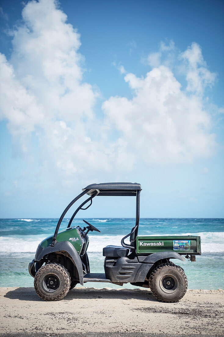 typical vehicle (golf buggy) at San Andres Island,  Departamento San Andrés and Providencia, Colombia, Caribbean Sea, Southamerica