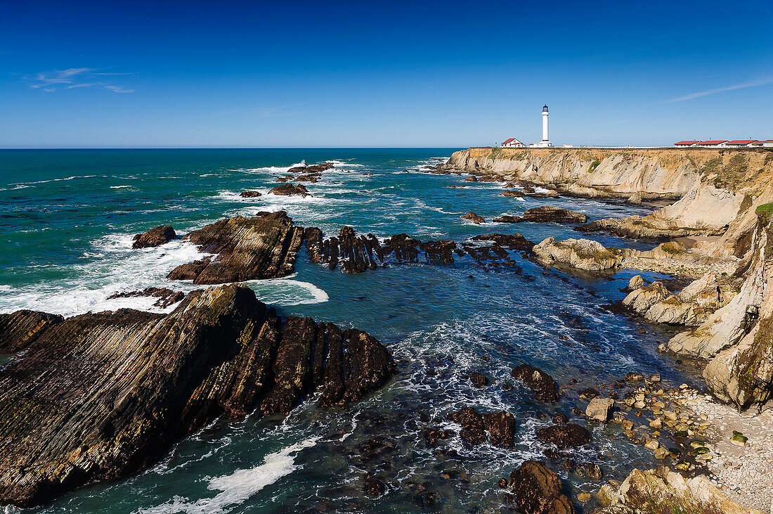 Point Arena Lighthouse, Mendocino County, California, USA