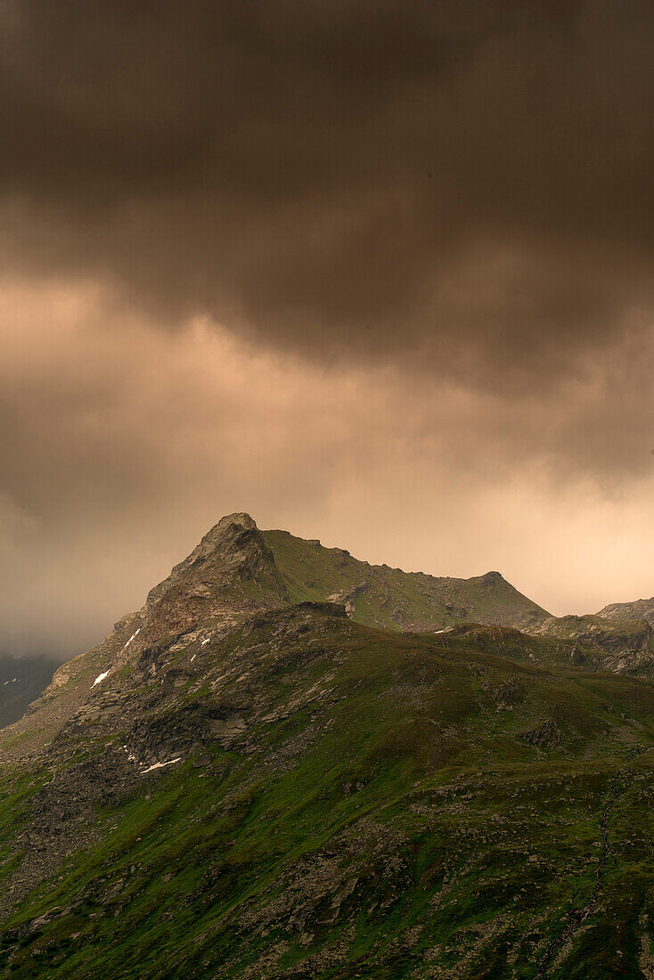 Mt. Hennespitze, storm cloud, dusk, Landeck, Tyrol State, Austria, Europe