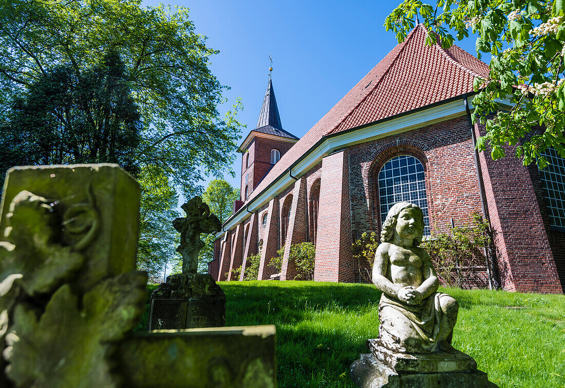 St. Pankratius Church, Neuenfelde, Hamburg, Germany