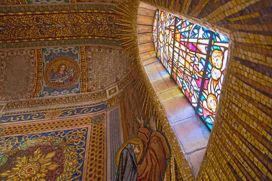mosaic by the maumejean brothers, jesuit chapel of claude de la colombiere, paray-le-monial (71), france