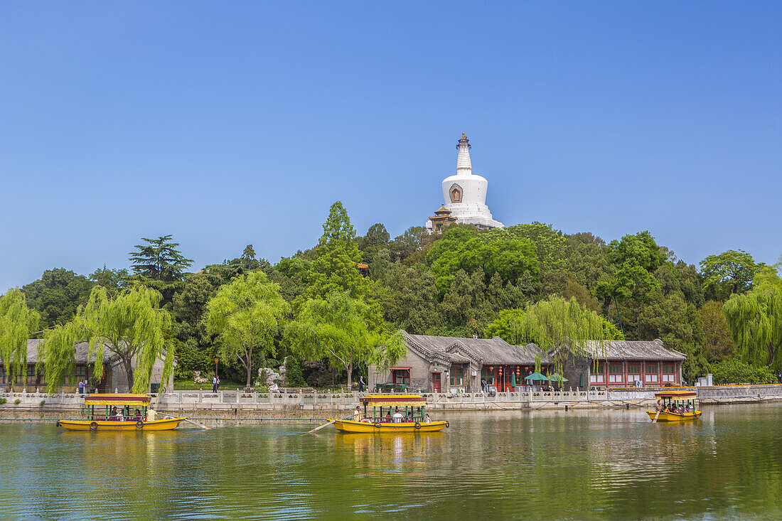 China, Beijin City, Beihai Lake, Beihai Park, White Dagoba