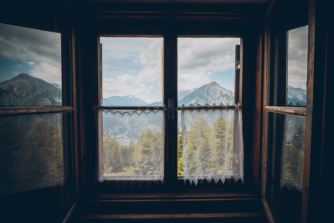 Panoramic view through Alm window, E5, Alpenüberquerung, 4th stage, Skihütte Zams,Pitztal,Lacheralm, Wenns, Gletscherstube, Zams to  Braunschweiger Hütte, tyrol, austria, Alps
