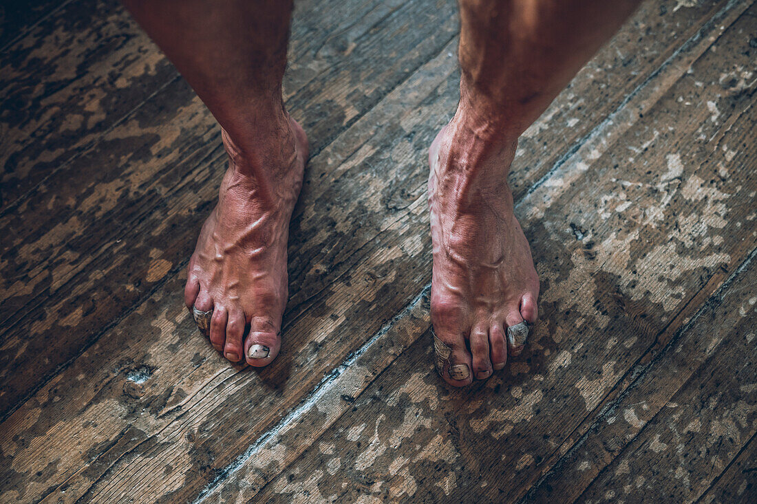 Exhausted feet of a climber, E5, Alpenüberquerung, 4th stage, Skihütte Zams,Pitztal,Lacheralm, Wenns, Gletscherstube, Zams to  Braunschweiger Hütte, tyrol, austria, Alps