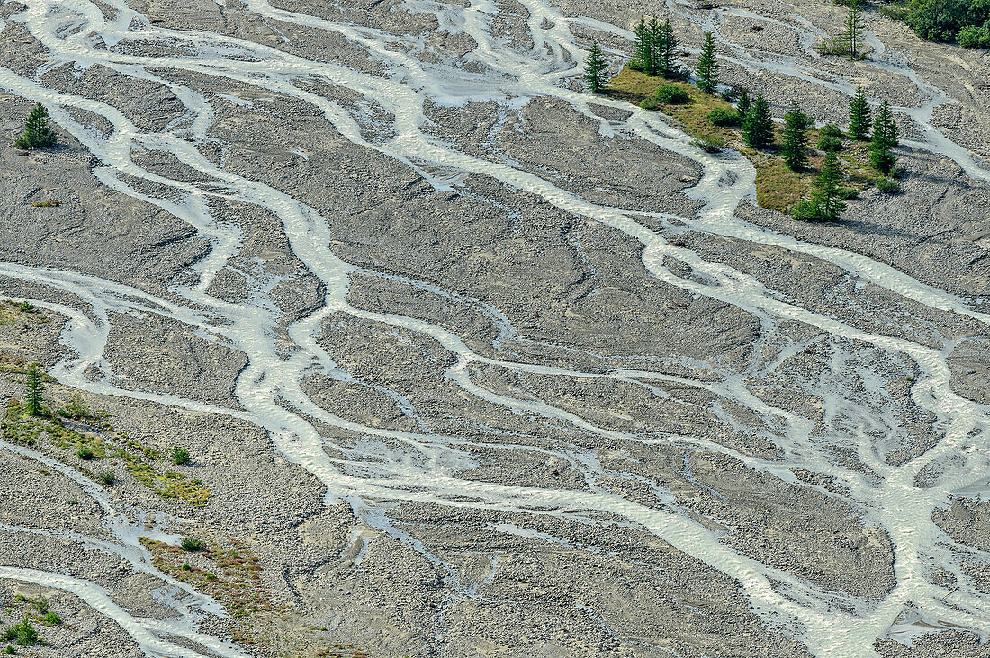 Meander of river in gravel bed, Ecrins, National Park Ecrins, Dauphine, Dauphiné, Hautes Alpes, France