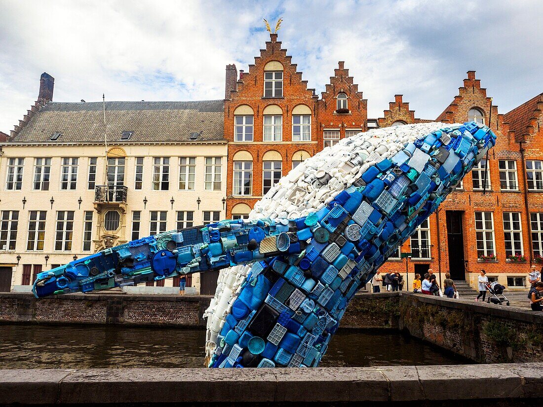 Skyscraper (the Bruges Whale) by Studio KCA (USA) is a giant sculpture, constructed from waste material as part of the Triennial for Contemporary Art and Architecture entitled 'Liquid City', an art route through the heart of the historic city. The central
