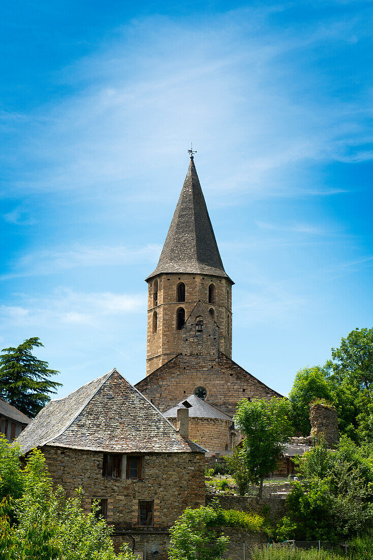 Die Kirche von Salardu gilt als die schönste im Val d'Aran., Spanische Pyrenäen, Val d'Aran, Katalonien, Spanien